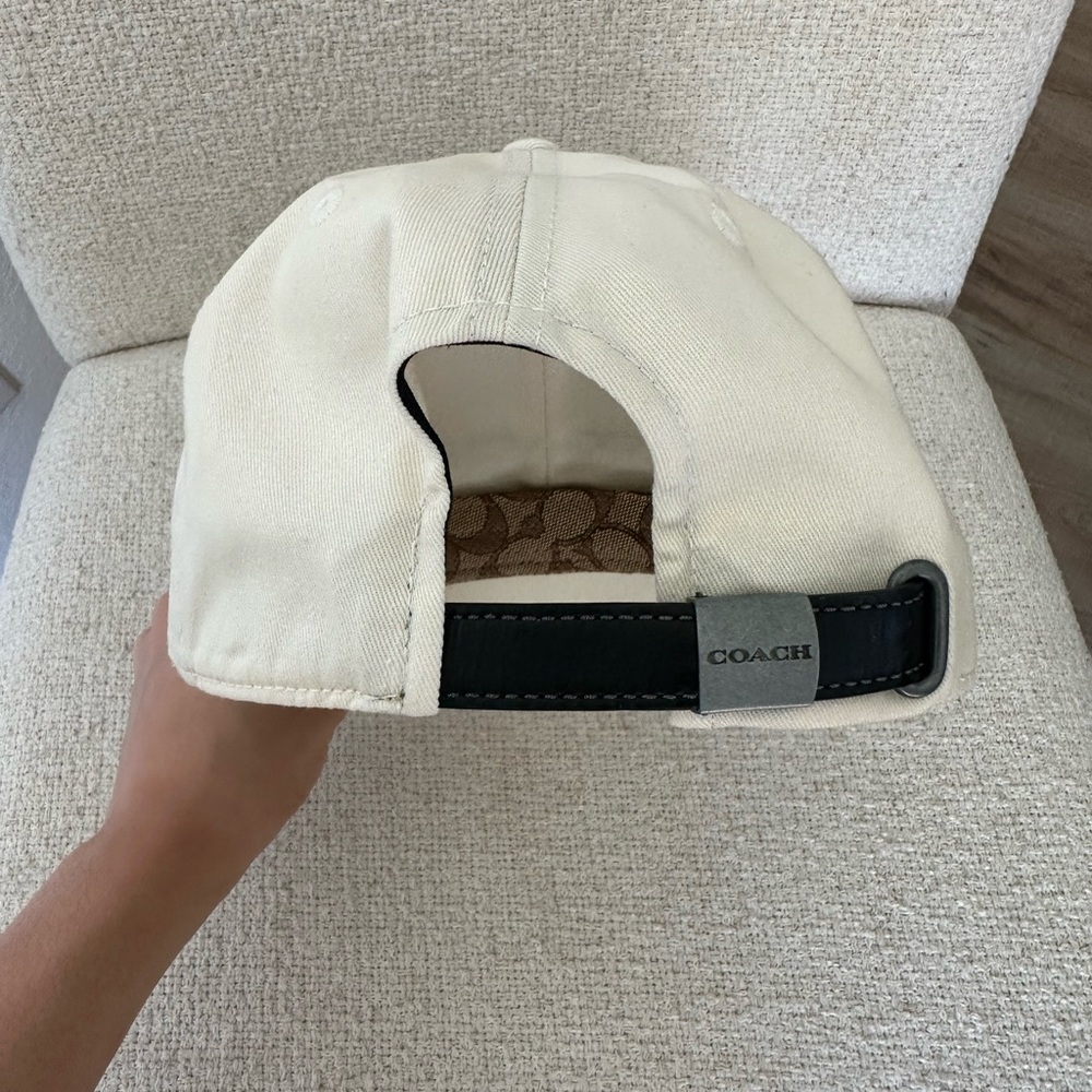 NWOT Coach Cream and Black Adjustable Cap - Picture 3 of 3